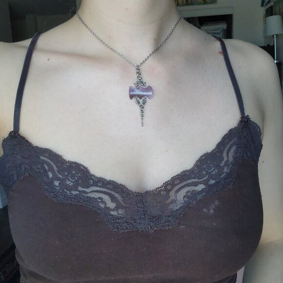 Gothic Victorian purple quartz chainmail necklace with a small silver chain - Picture 4 of 9